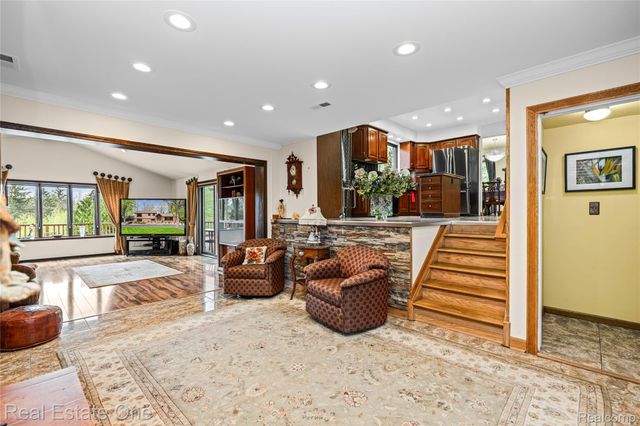 26336 Pillsbury Street, Farmington Hills, MI 48334