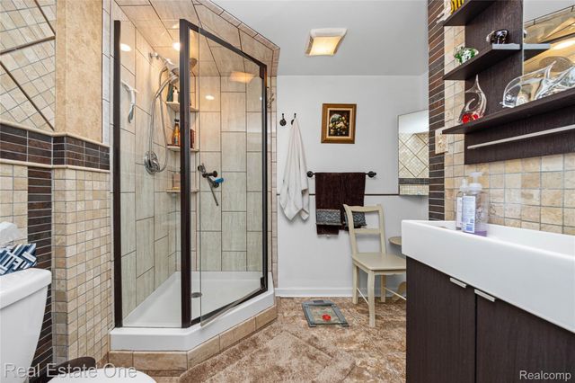 26336 Pillsbury Street, Farmington Hills, MI 48334