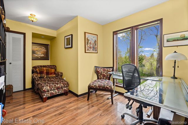 26336 Pillsbury Street, Farmington Hills, MI 48334