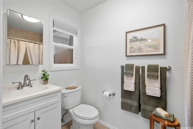 1151 Wainiha Street D, Honolulu, HI 96825