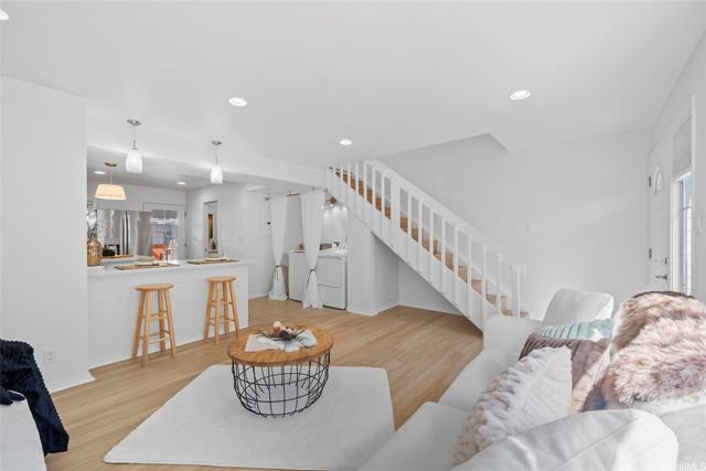 1151 Wainiha Street D, Honolulu, HI 96825