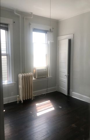 227 N MARION Street, Oak Park, IL 60302