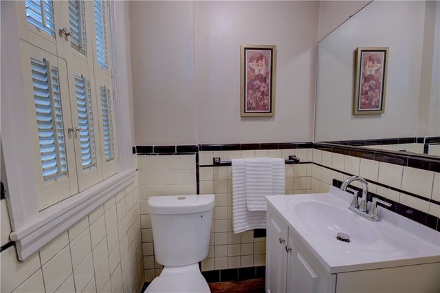 70 Sargent Avenue, Providence, RI 02906