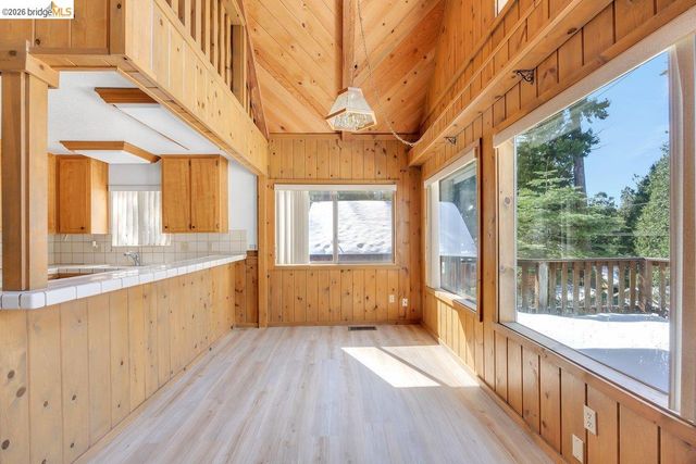 24127 Paipu Rd, Mi Wuk Village, CA 95346