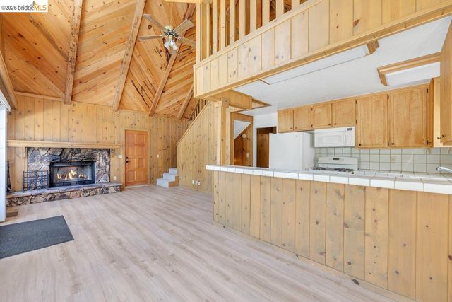 24127 Paipu Rd, Mi Wuk Village, CA 95346