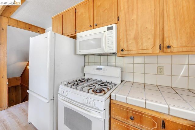 24127 Paipu Rd, Mi Wuk Village, CA 95346