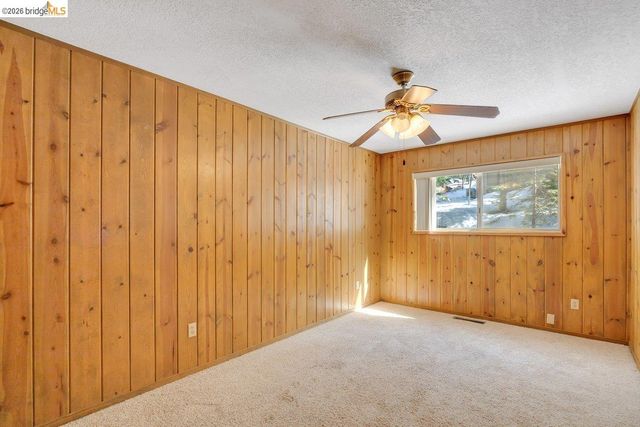 24127 Paipu Rd, Mi Wuk Village, CA 95346