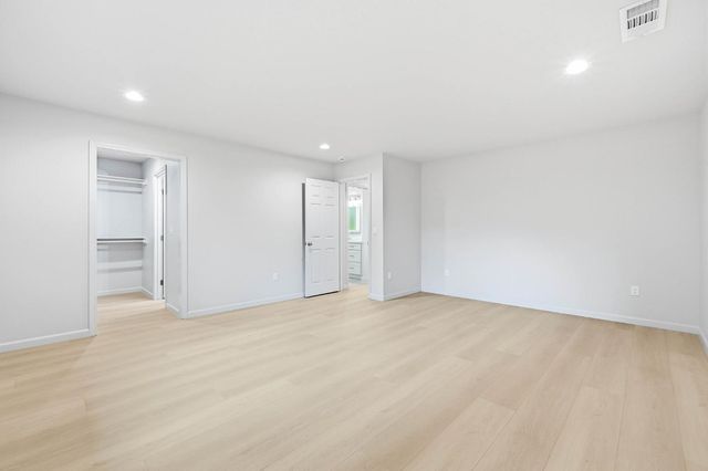 3245 Ray Cir, Auburn, CA 95602
