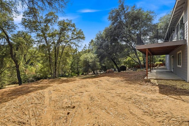 3245 Ray Cir, Auburn, CA 95602