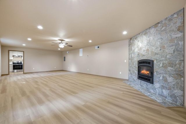3245 Ray Cir, Auburn, CA 95602