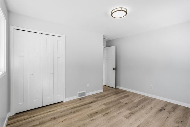 13832 Shirley Drive, Burnsville, MN 55337