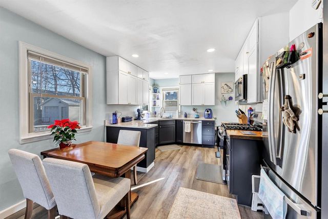 1530 SMITH STREET, Green Bay, WI 54302