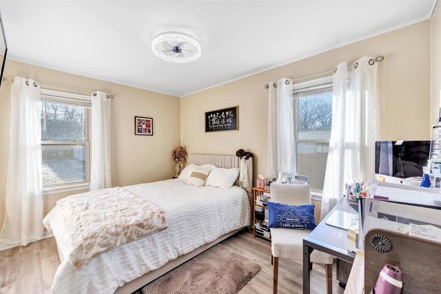 1530 SMITH STREET, Green Bay, WI 54302