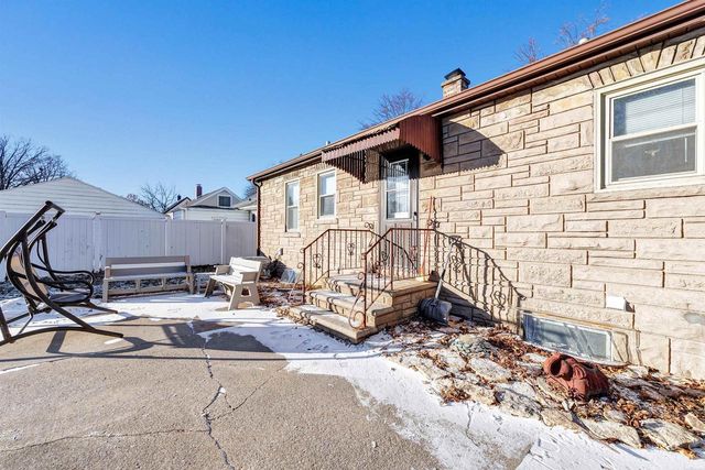 1530 SMITH STREET, Green Bay, WI 54302