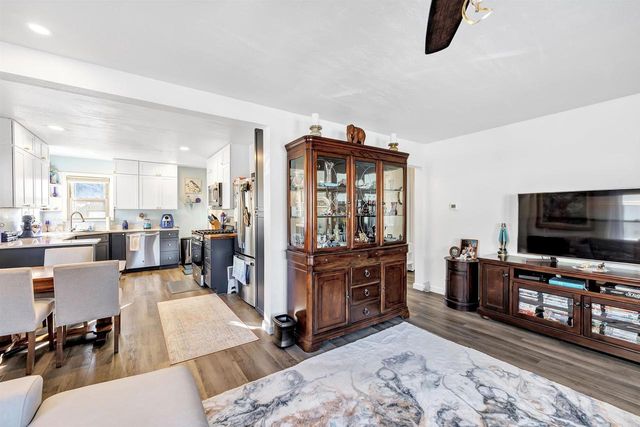 1530 SMITH STREET, Green Bay, WI 54302