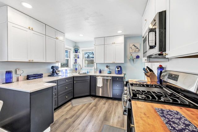 1530 SMITH STREET, Green Bay, WI 54302