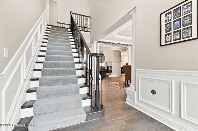 14802 Huntridge Cir, Louisville, KY 40245