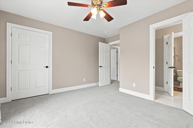 14802 Huntridge Cir, Louisville, KY 40245