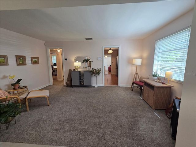 725 NW 33RD AVENUE, Gainesville, FL 32609