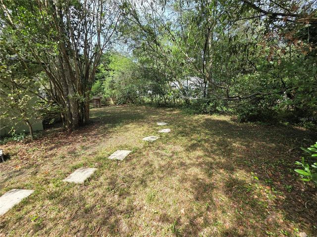 725 NW 33RD AVENUE, Gainesville, FL 32609