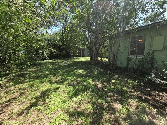 725 NW 33RD AVENUE, Gainesville, FL 32609