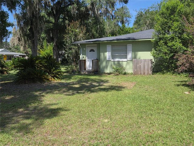 725 NW 33RD AVENUE, Gainesville, FL 32609