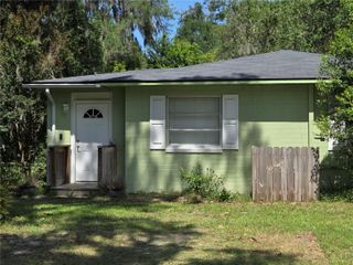 725 NW 33RD AVENUE, Gainesville, FL 32609