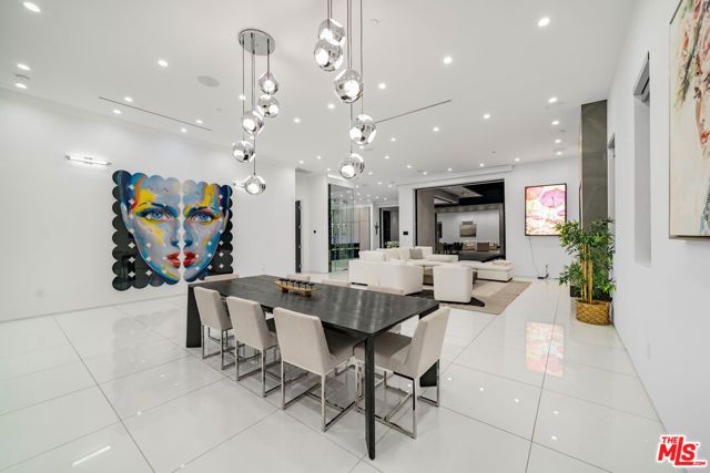 4458 Mammoth Avenue, Sherman Oaks, CA 91423