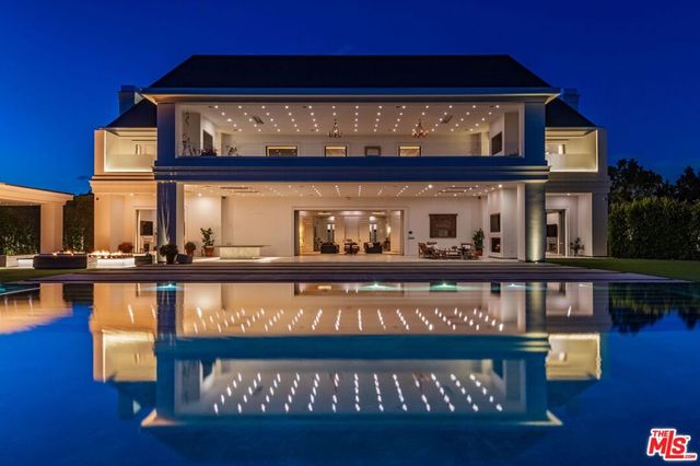 2571 Wallingford Drive, Beverly Hills, CA 90210
