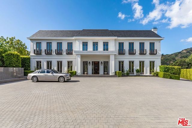 2571 Wallingford Drive, Beverly Hills, CA 90210