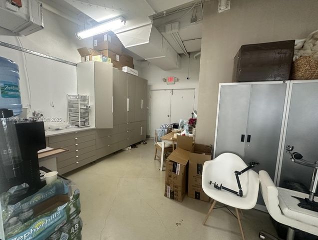 1627 SW 37th Ave CU-1, Miami, FL 33145