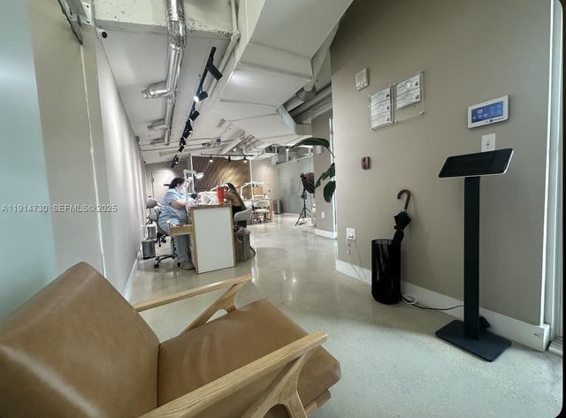 1627 SW 37th Ave CU-1, Miami, FL 33145