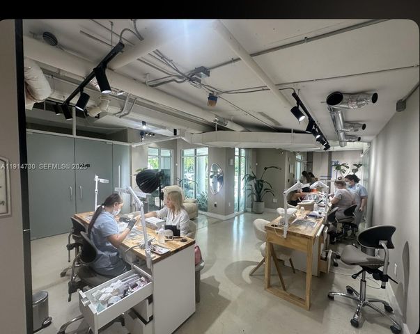 1627 SW 37th Ave CU-1, Miami, FL 33145