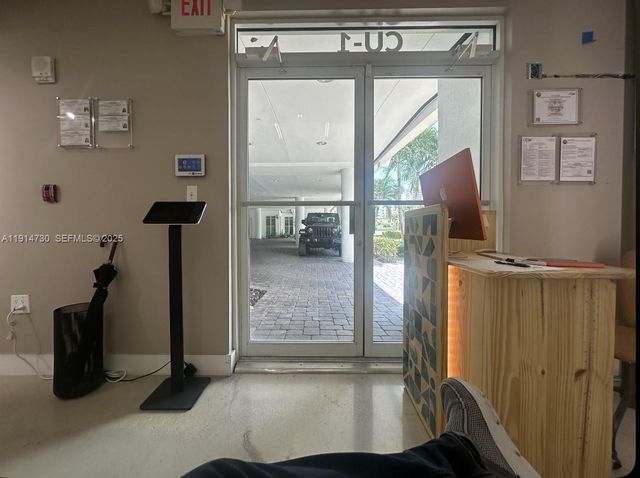 1627 SW 37th Ave CU-1, Miami, FL 33145