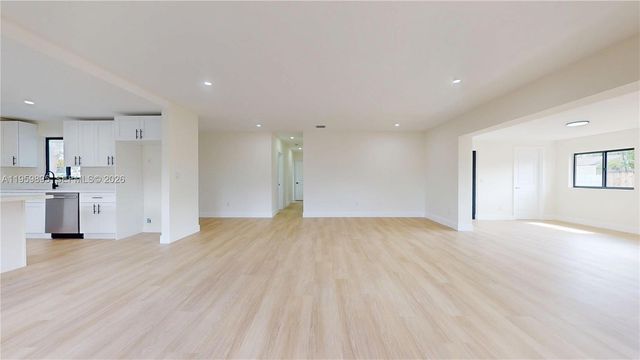 9770 SW 159th St, Miami, FL 33157