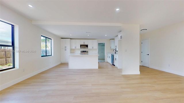 9770 SW 159th St, Miami, FL 33157