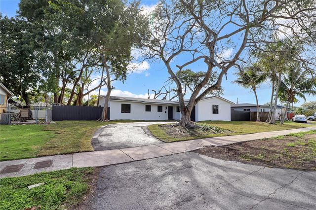 9770 SW 159th St, Miami, FL 33157