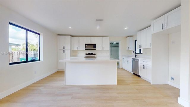 9770 SW 159th St, Miami, FL 33157