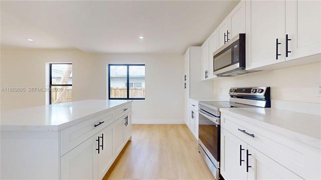 9770 SW 159th St, Miami, FL 33157