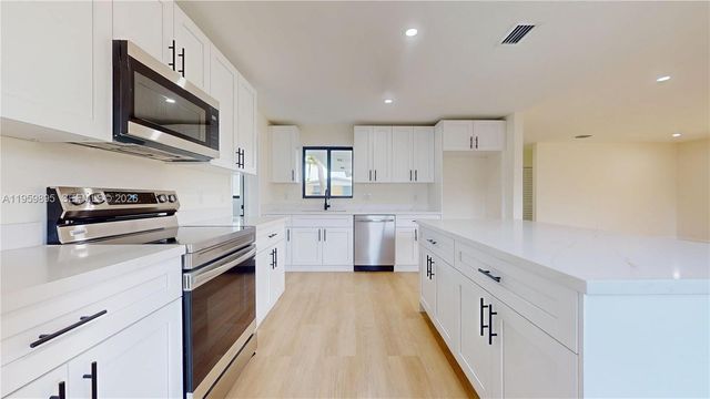 9770 SW 159th St, Miami, FL 33157