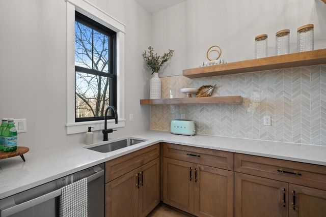 N1931 Linn ROAD, Lake Geneva, WI 53147