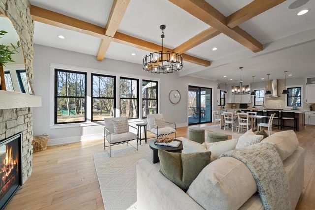 N1931 Linn ROAD, Lake Geneva, WI 53147