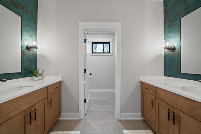 N1931 Linn ROAD, Lake Geneva, WI 53147