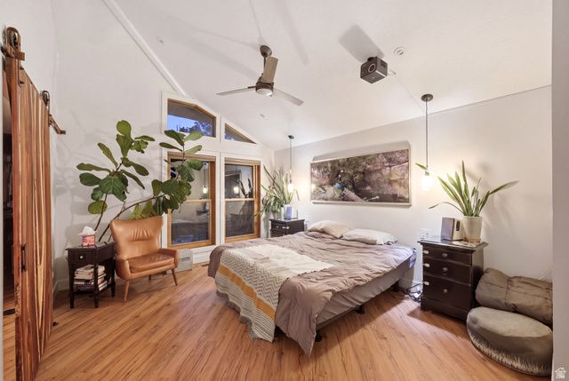 10873 S LOSTWOOD DR, Sandy, UT 84092