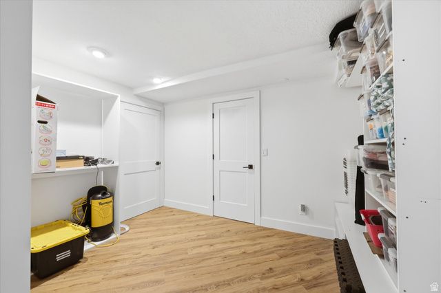 10873 S LOSTWOOD DR, Sandy, UT 84092