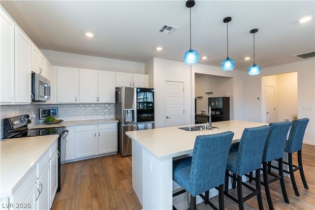 6020 East Drosetta Avenue, Pahrump, NV 89061