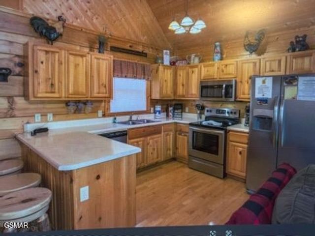 1455 Mountain Dreams Way, Sevierville, TN 37862