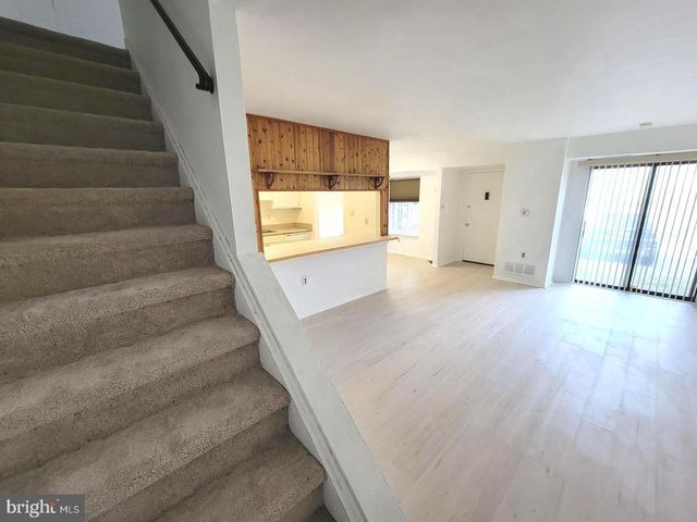 1005 TIMBER CREEK, Lindenwold, NJ 08021