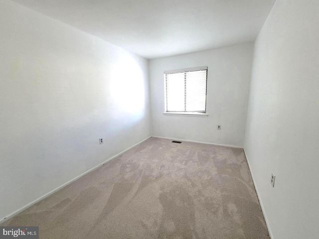1005 TIMBER CREEK, Lindenwold, NJ 08021