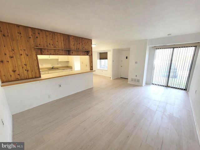 1005 TIMBER CREEK, Lindenwold, NJ 08021